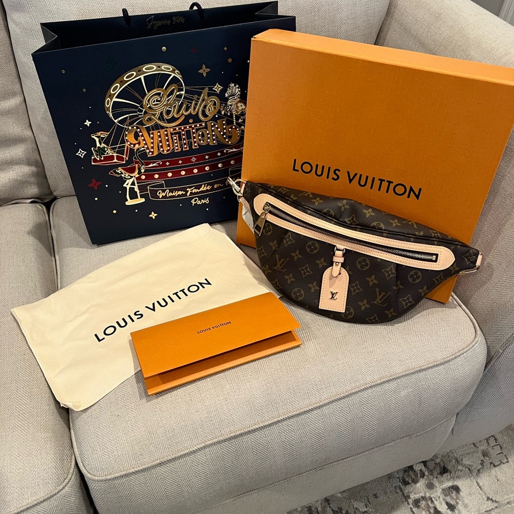 Louis Vuitton High Rise Women's Belt Bag